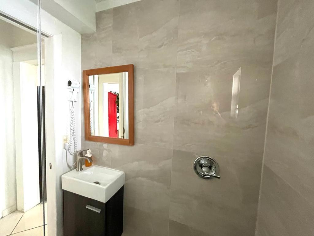 Cozy Room In The Heart Of Little Havana Miami Exterior foto